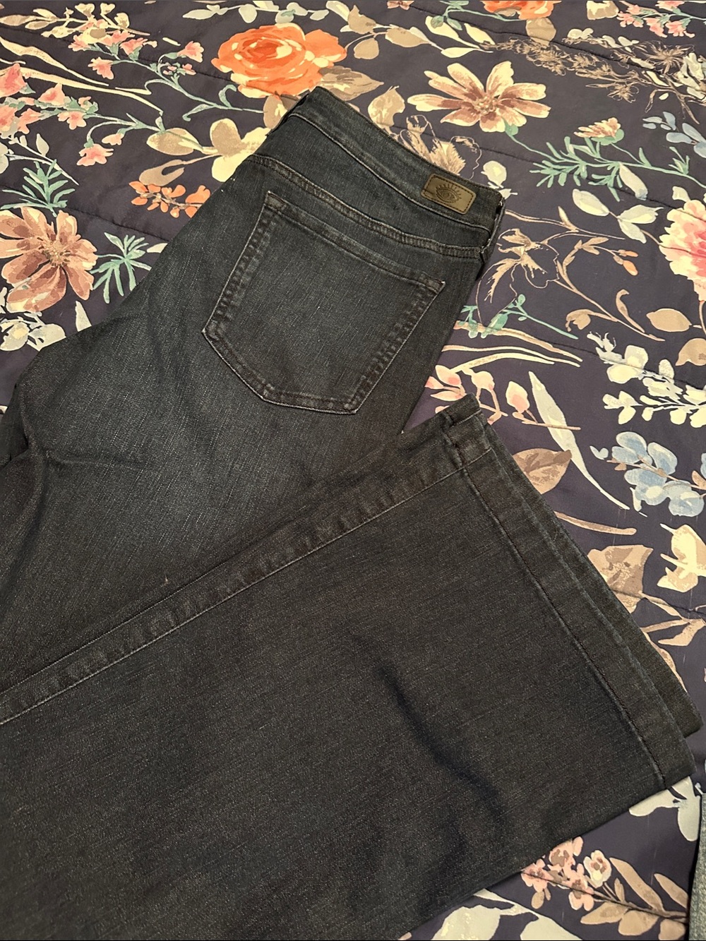 sofia by sofia vergara Indigo High Rise Flare Jeans - Picture 4 of 4
